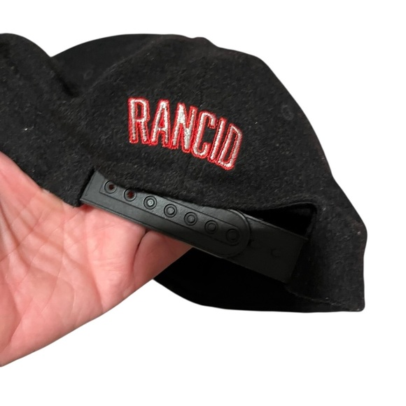 Chicago Wolves baseball cap hat hockey black wool vintage retro rancid - Picture 5 of 7